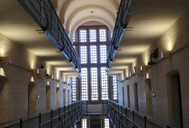 Out-of-hours emergency power support for a Southwest prison