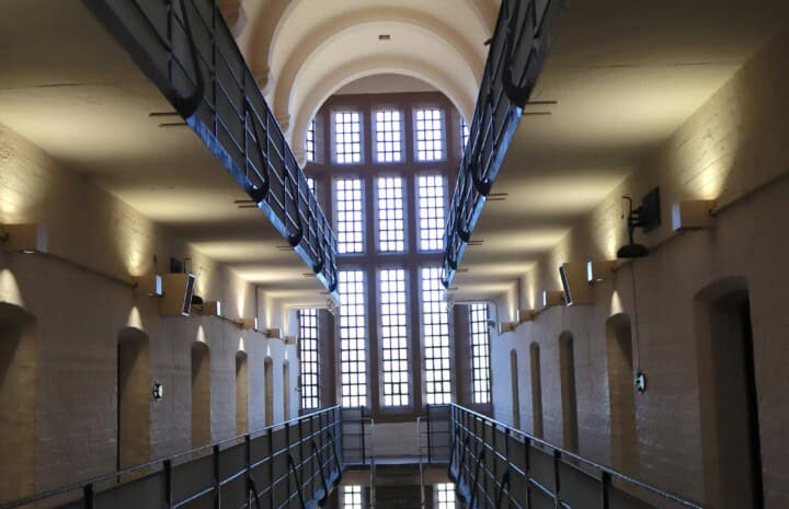 Out-of-hours emergency power support for a Southwest prison